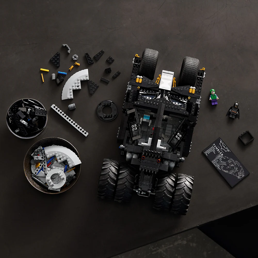 LEGO® DC Batman™ Batmobile™ Tumbler - Image 4