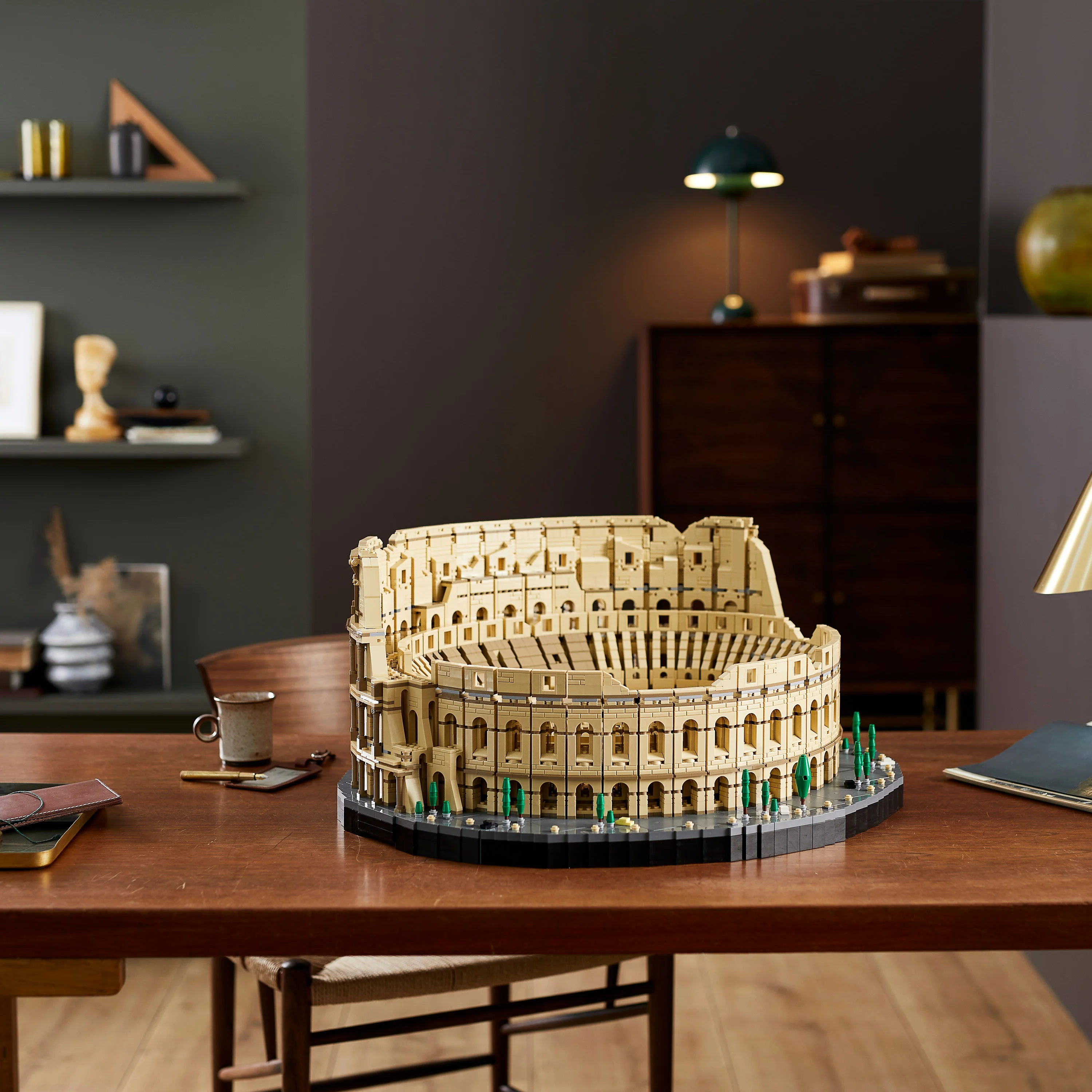 LEGO® Colosseum - Image 13
