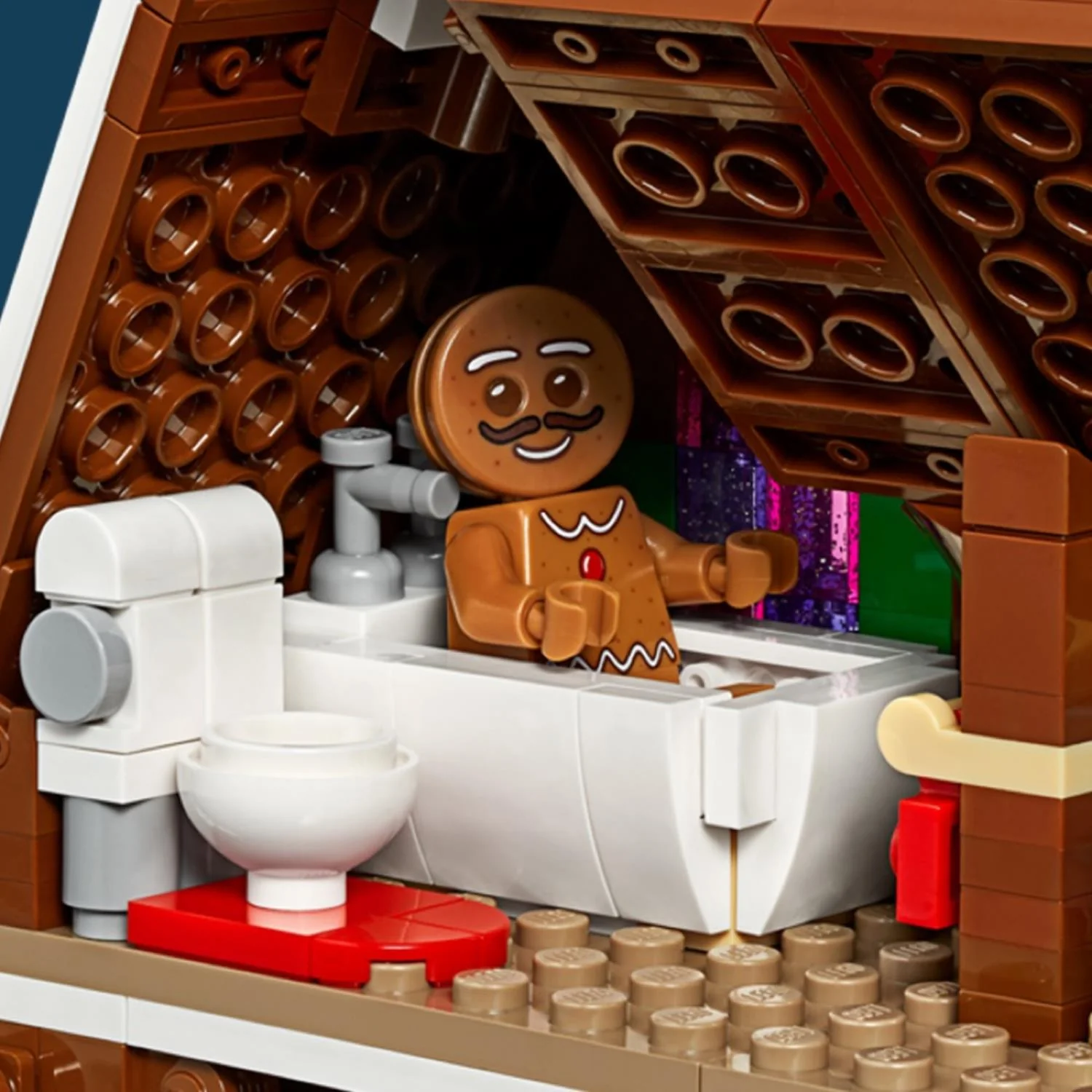 LEGO® Gingerbread House - Image 9