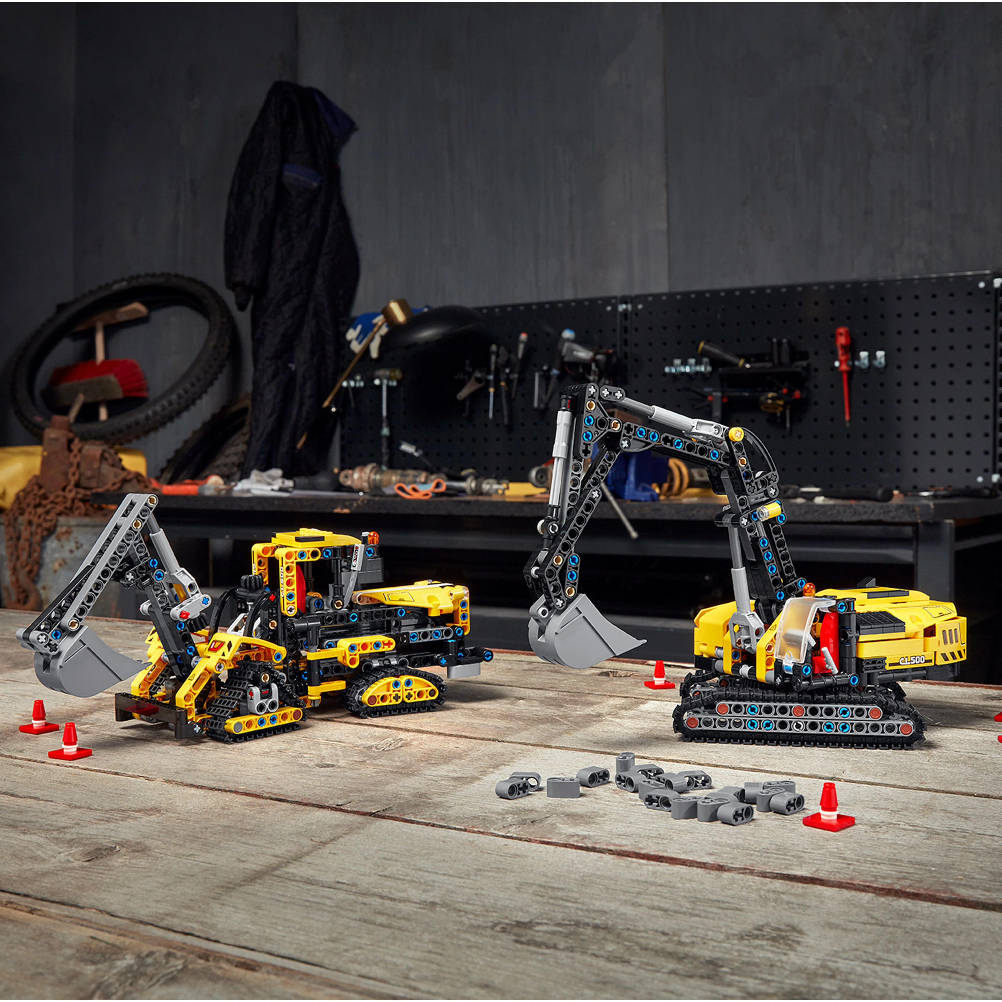 LEGO® Technic™ Heavy-Duty Excavator - Image 5