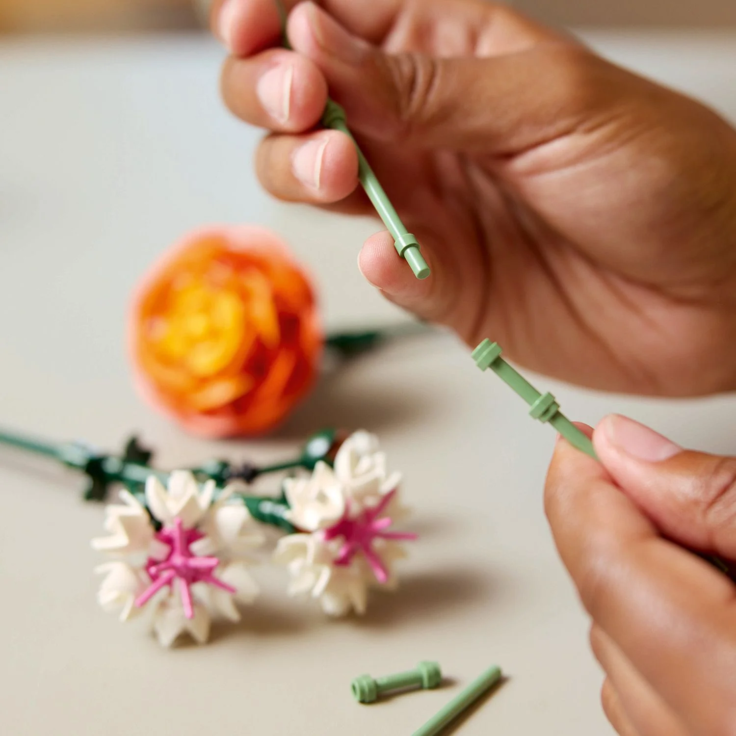 LEGO® Botanicals Pretty Pink Flower Bouquet - Image 9