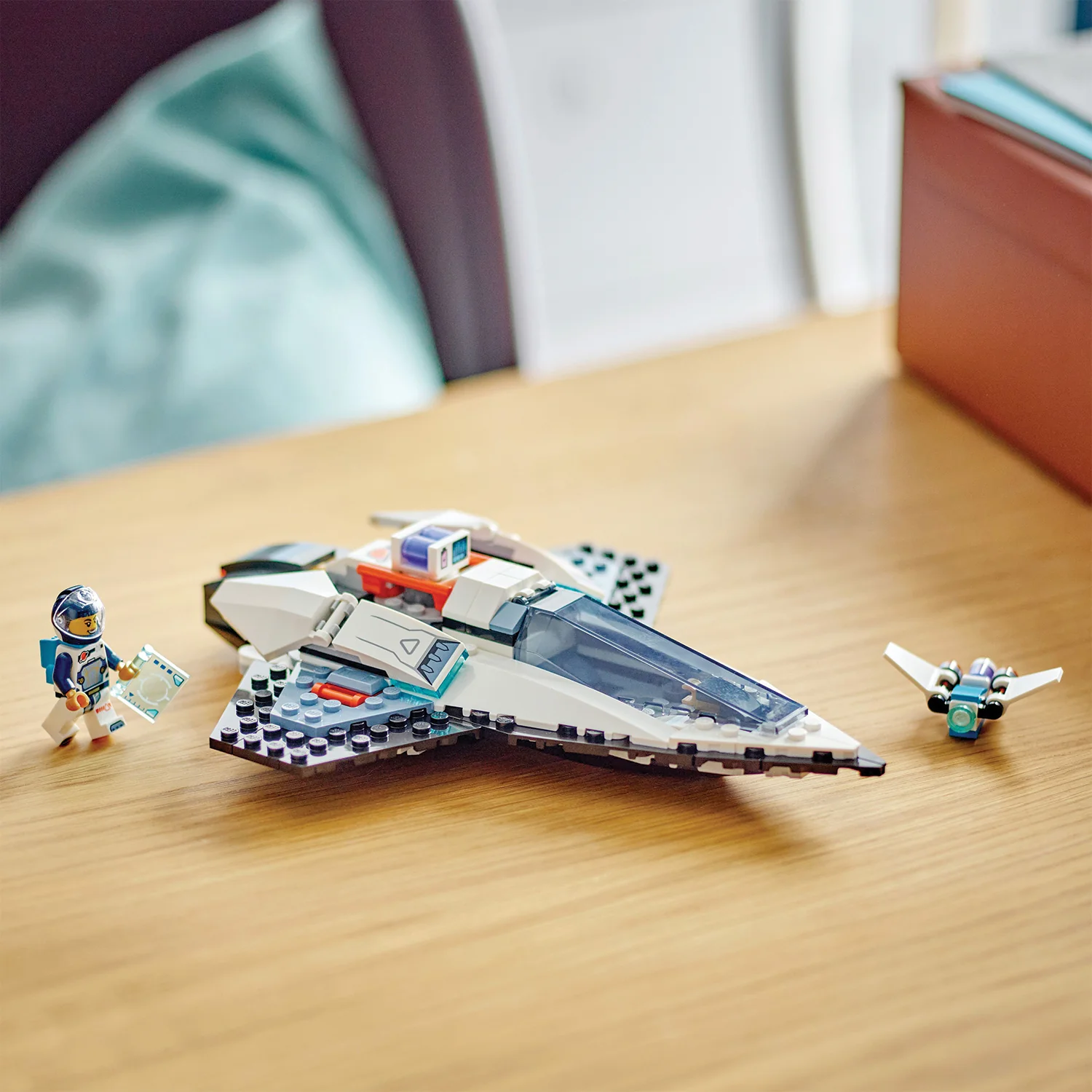 LEGO® City Interstellar Spaceship - Image 5