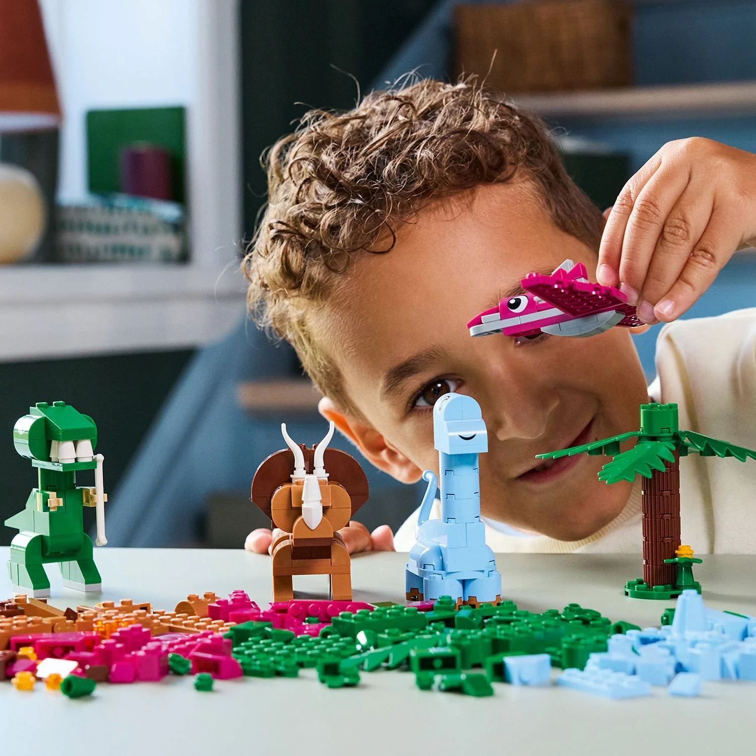 LEGO® Classic Creative Dinosaurs - Image 4