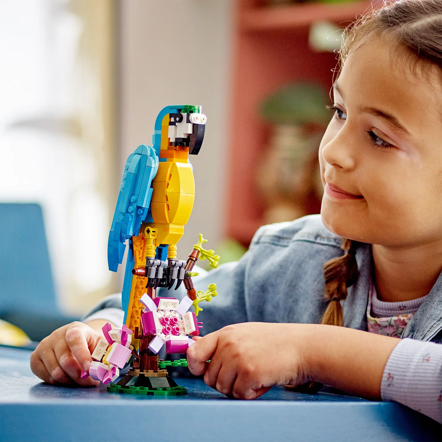 LEGO® Creator 3-in-1 Exotic Parrot - Image 6