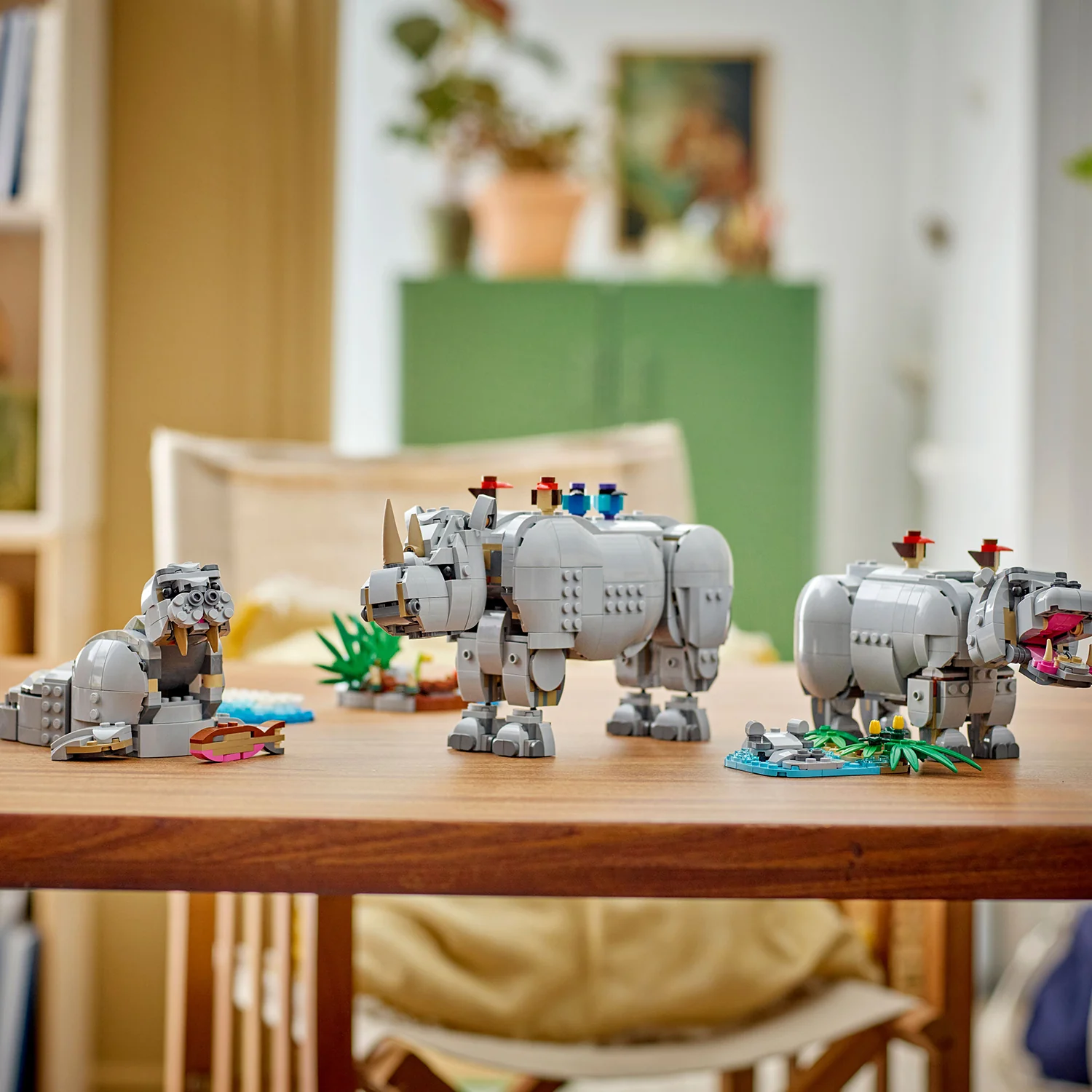 LEGO® Creator 3-in-1 Wild Animals: Majestic Rhino with Birds - Image 7