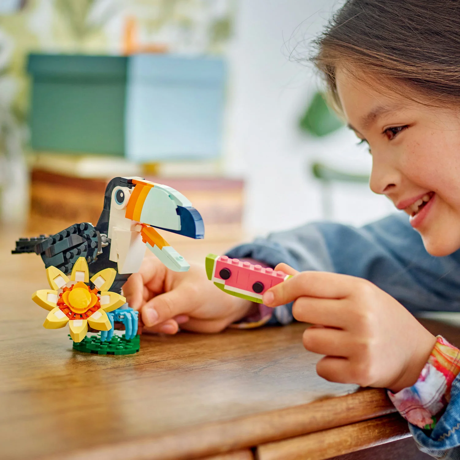 LEGO® Creator 3-in-1 Wild Animals: Tropical Toucan - Image 5