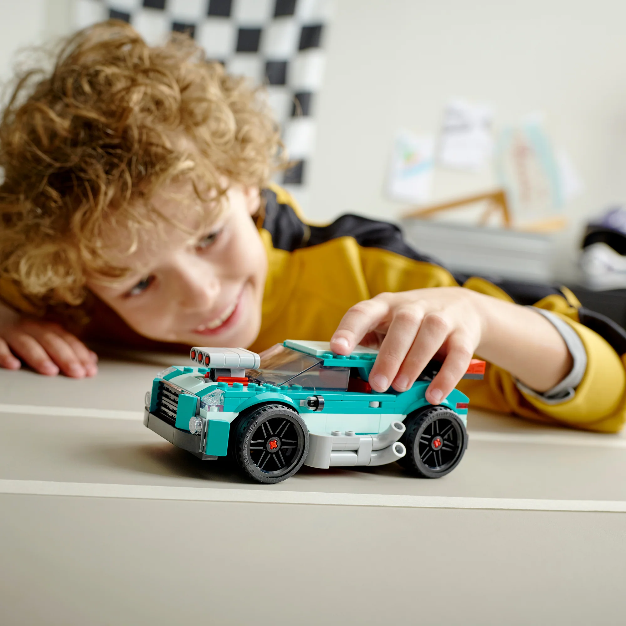 LEGO® Creator 3-in-1 Street Racer - Image 7