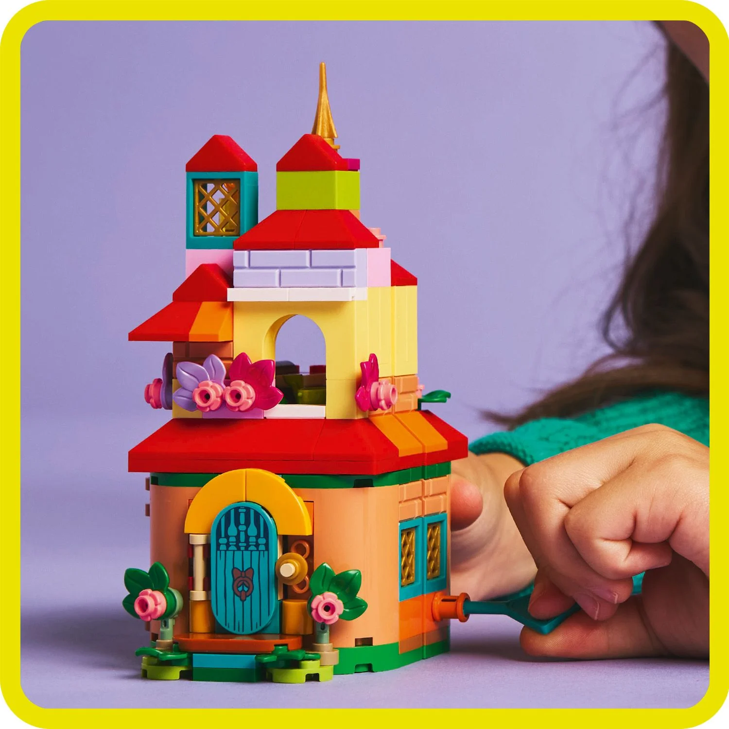 LEGO® | Disney Encanto Mini House - Image 7