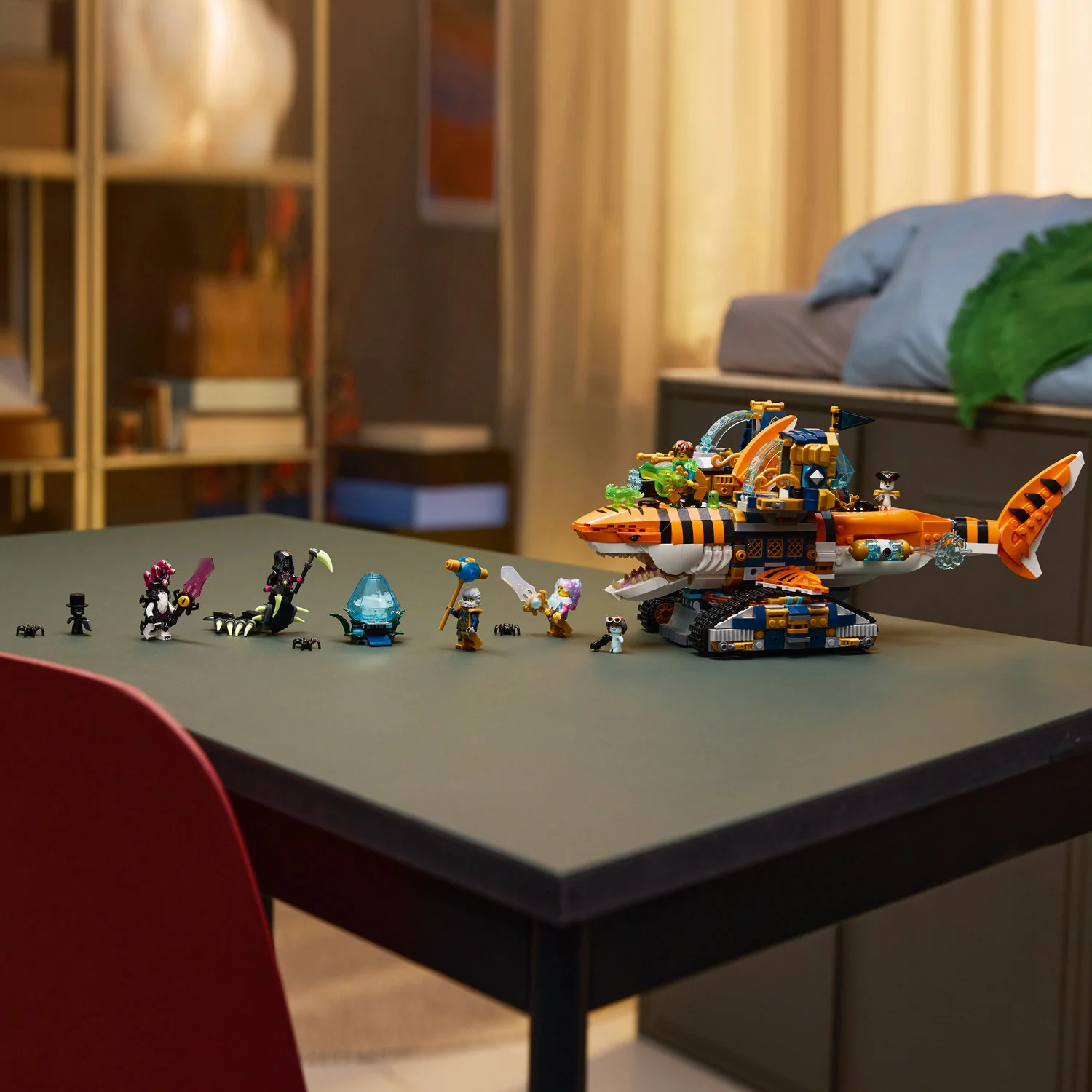 LEGO® DREAMZzz™ Tiger Shark Tank - Image 5