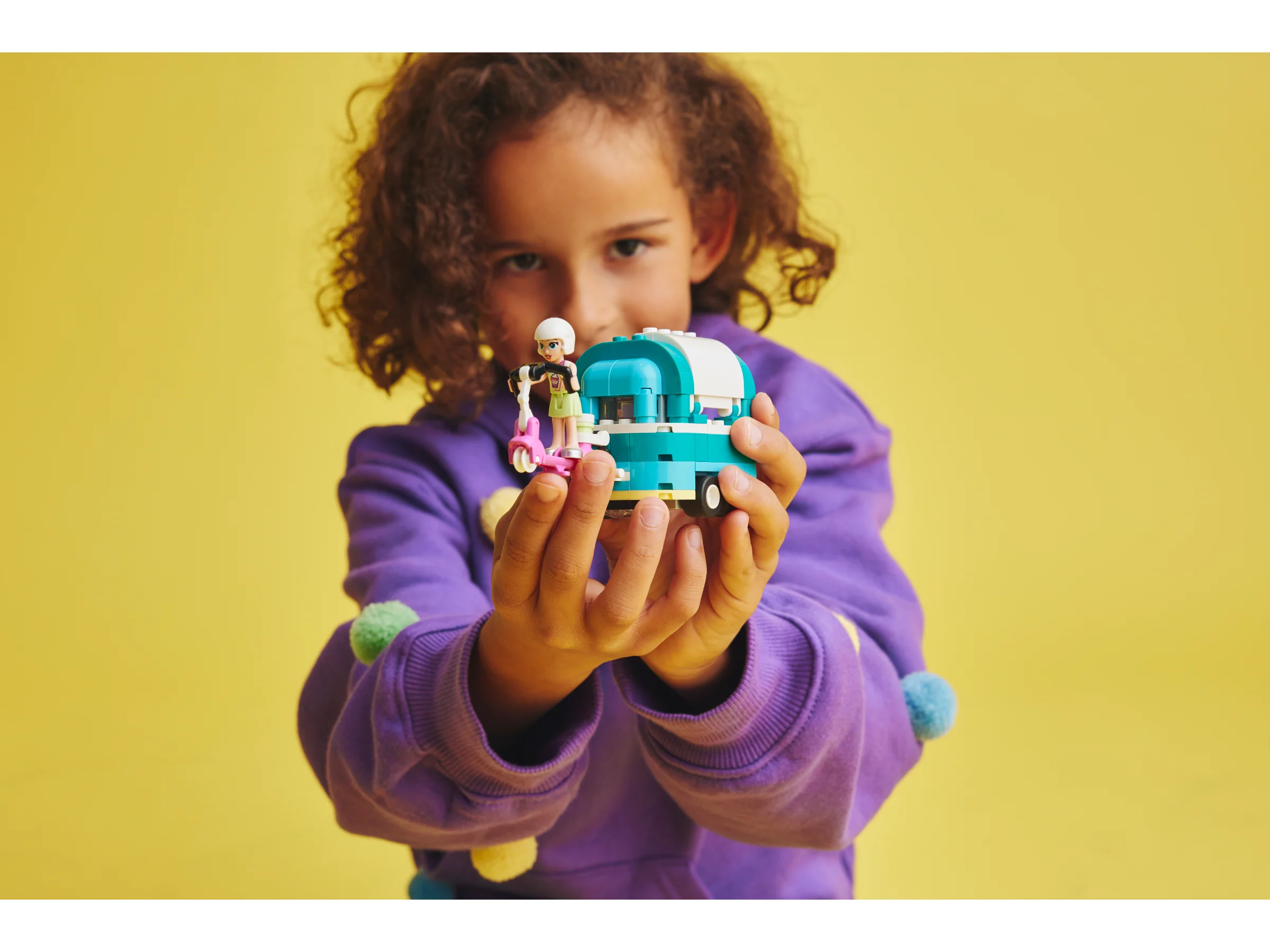 LEGO® Friends™ Mobile Bubble Tea Shop - Image 5