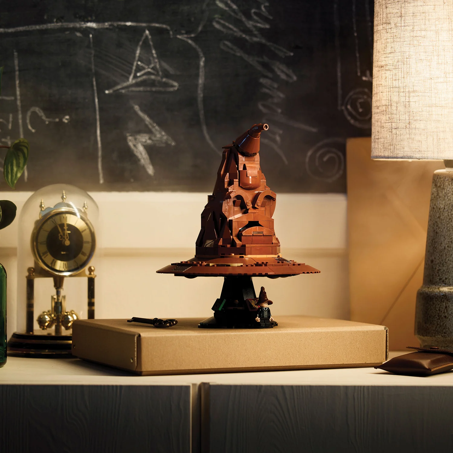 LEGO® Harry Potter™ Talking Sorting Hat™ - Image 7