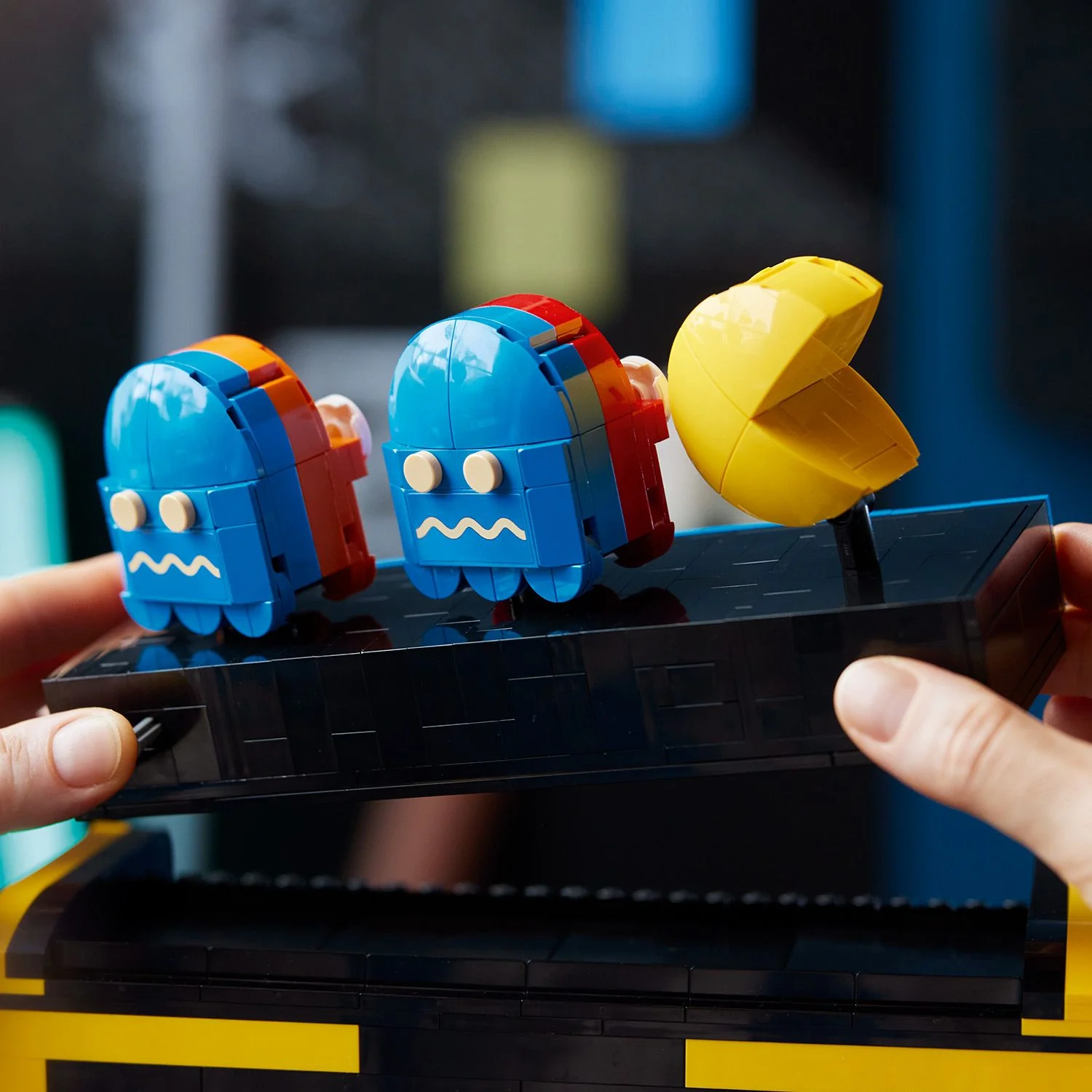 LEGO® Icons PAC-MAN Arcade - Image 18