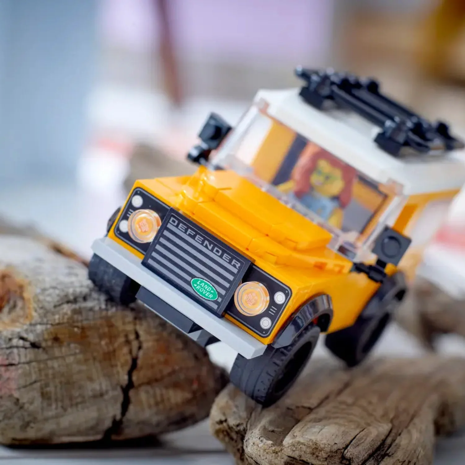 LEGO® Creator Land Rover Classic Defender - Image 4