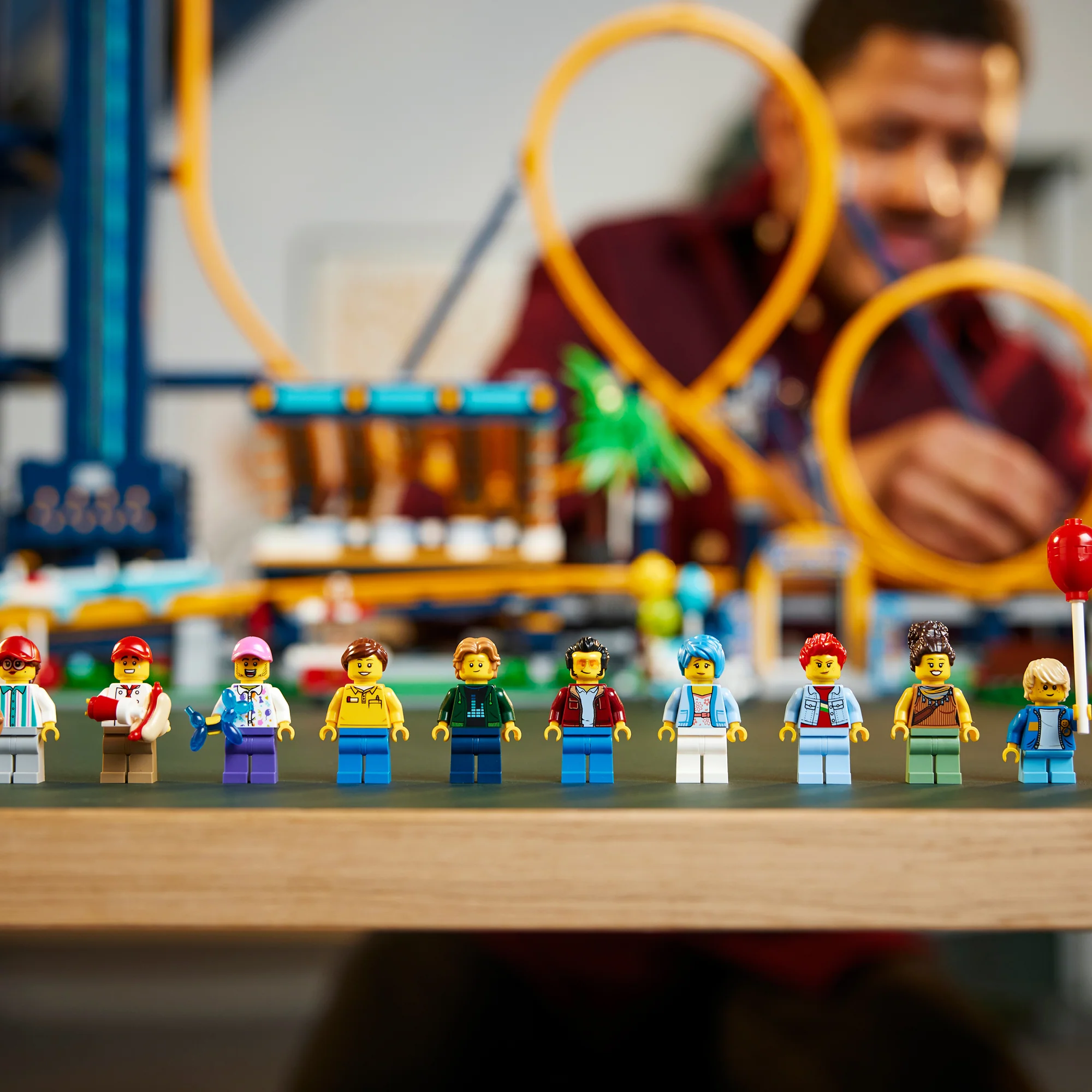 LEGO® Icons Loop Coaster - Image 13