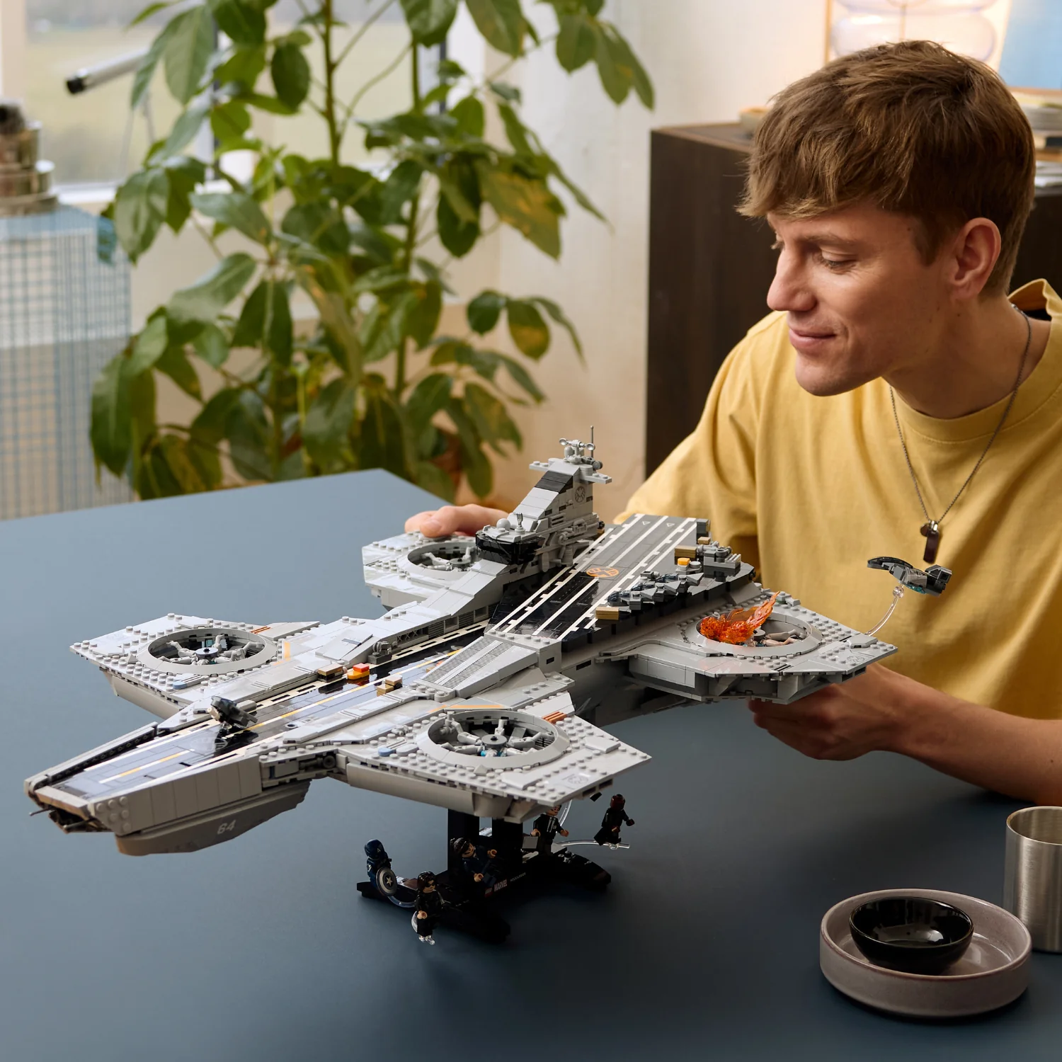 LEGO® Marvel S.H.I.E.L.D. Helicarrier - Image 4