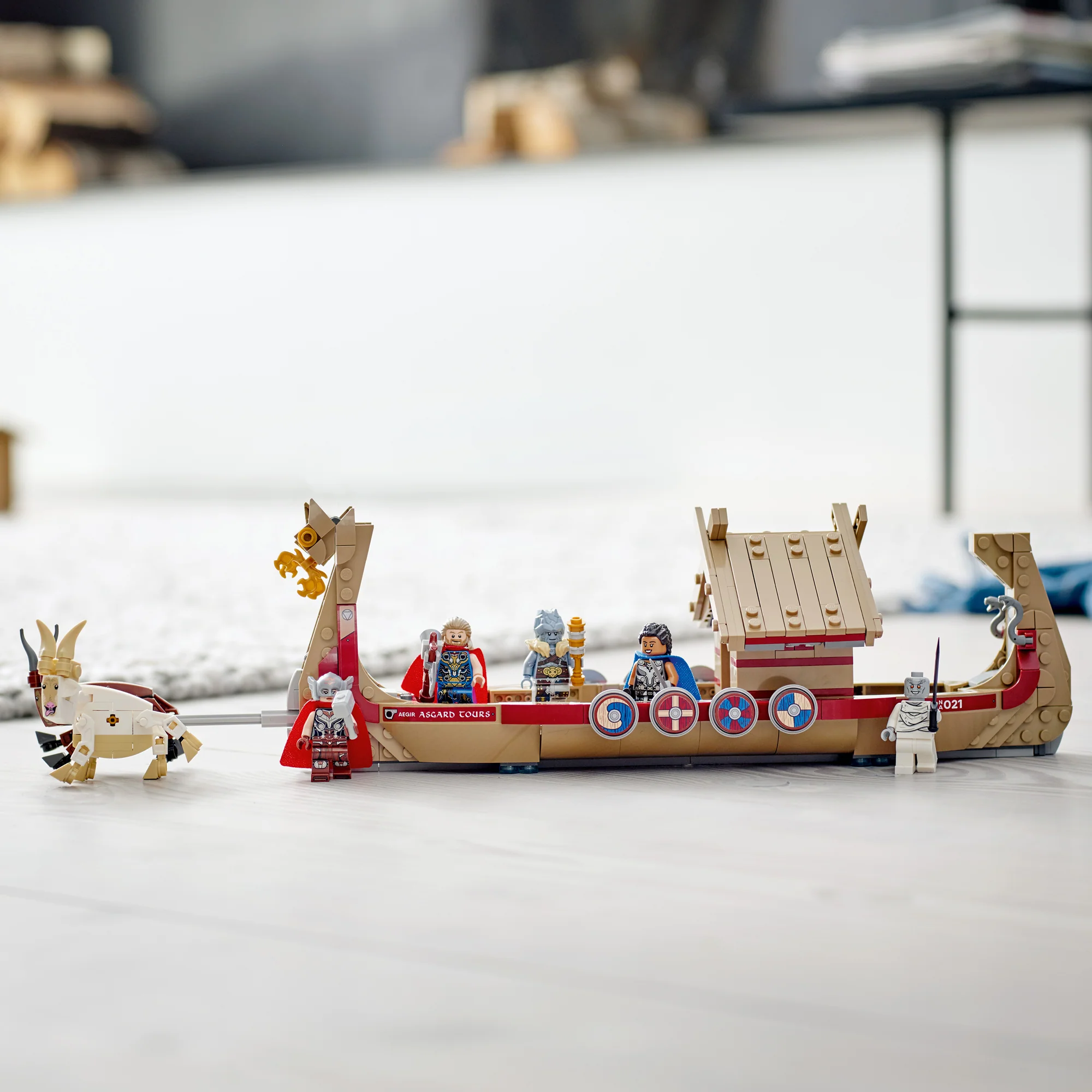 LEGO® Marvel The Goat Boat - Image 4