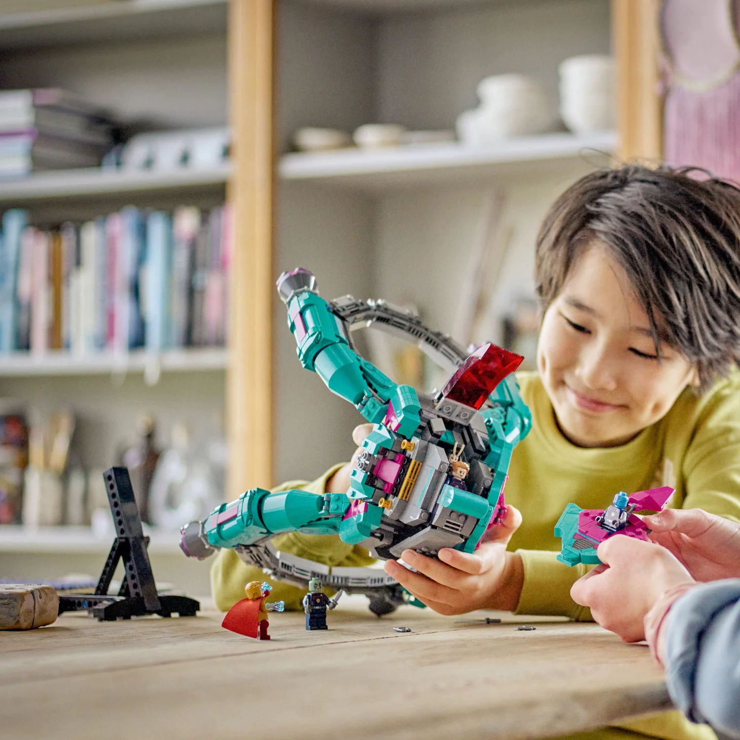 LEGO® Marvel The New Guardians’ Ship - Image 8