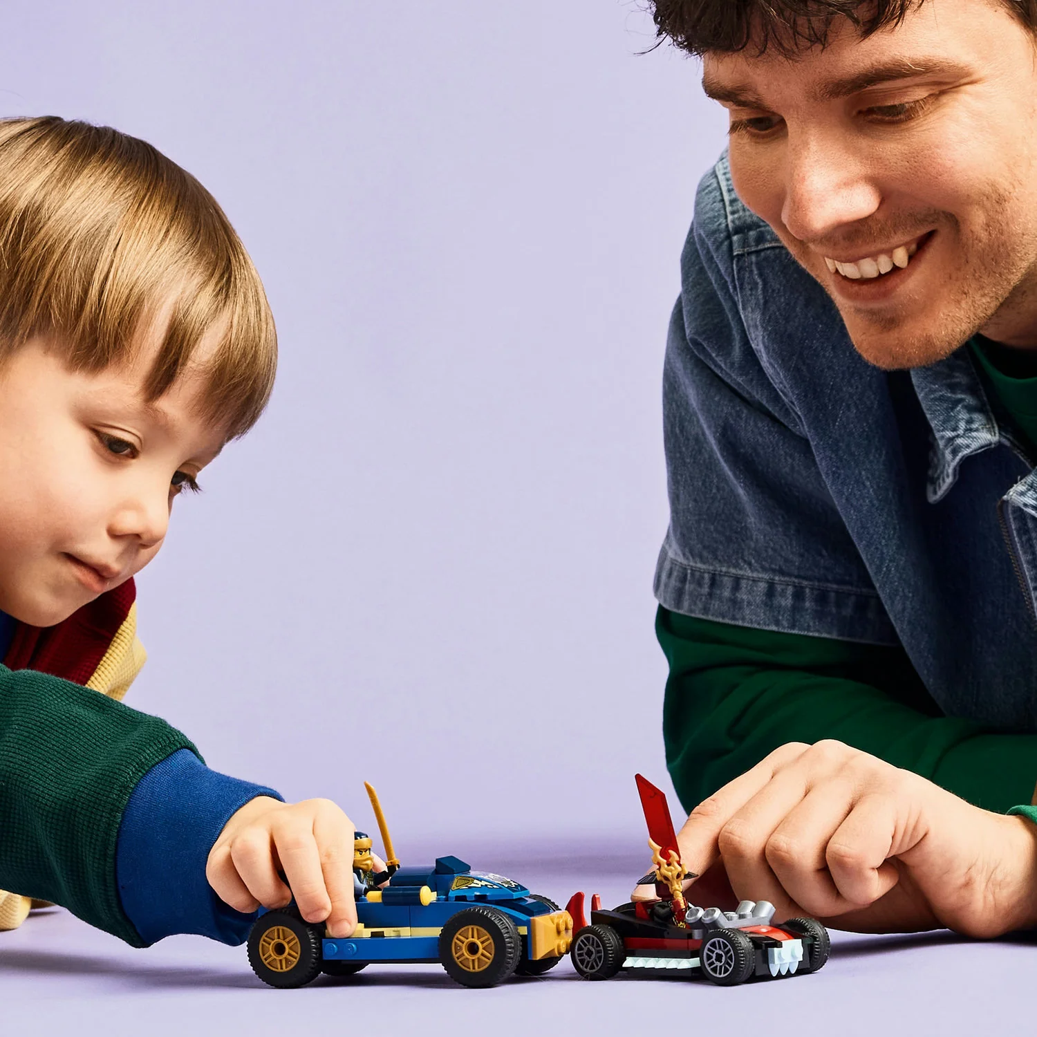 LEGO® NINJAGO® Rogue vs. Drix Race Car Duel - Image 3
