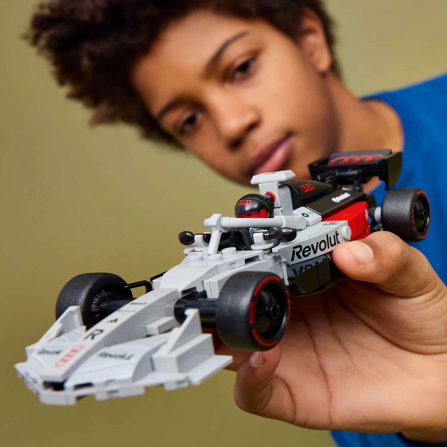 LEGO® Speed Champions Audi Revolut F1® Team R26 Race Car - Image 4