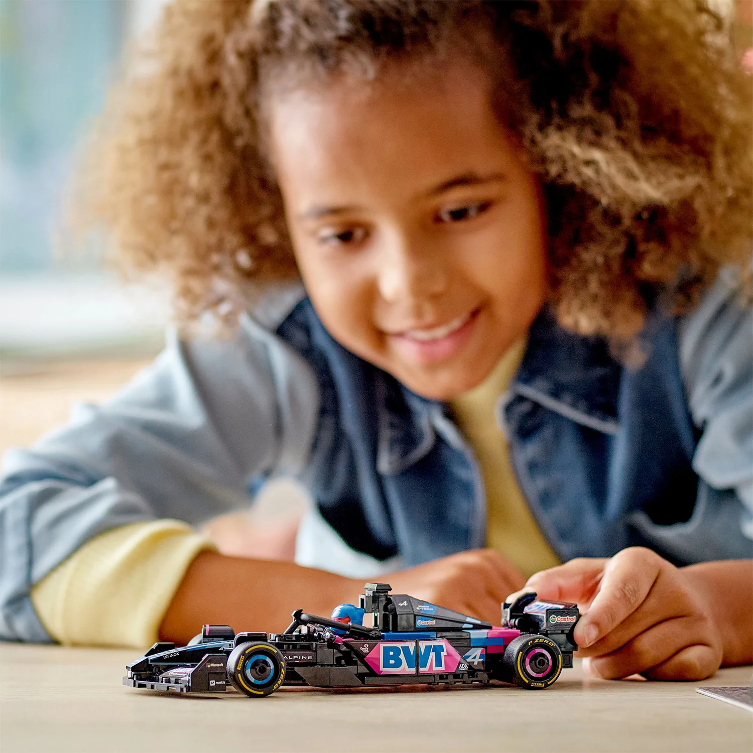 LEGO® Speed Champions - BWT Alpine F1® Team A524 Race Car - Image 5