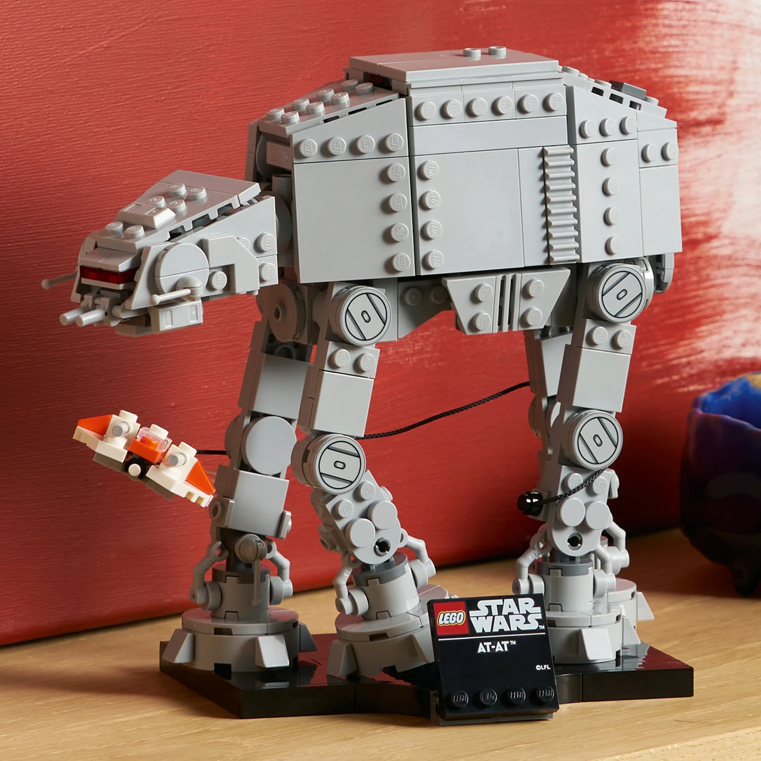 LEGO® Star Wars™ AT-AT™ - Image 5