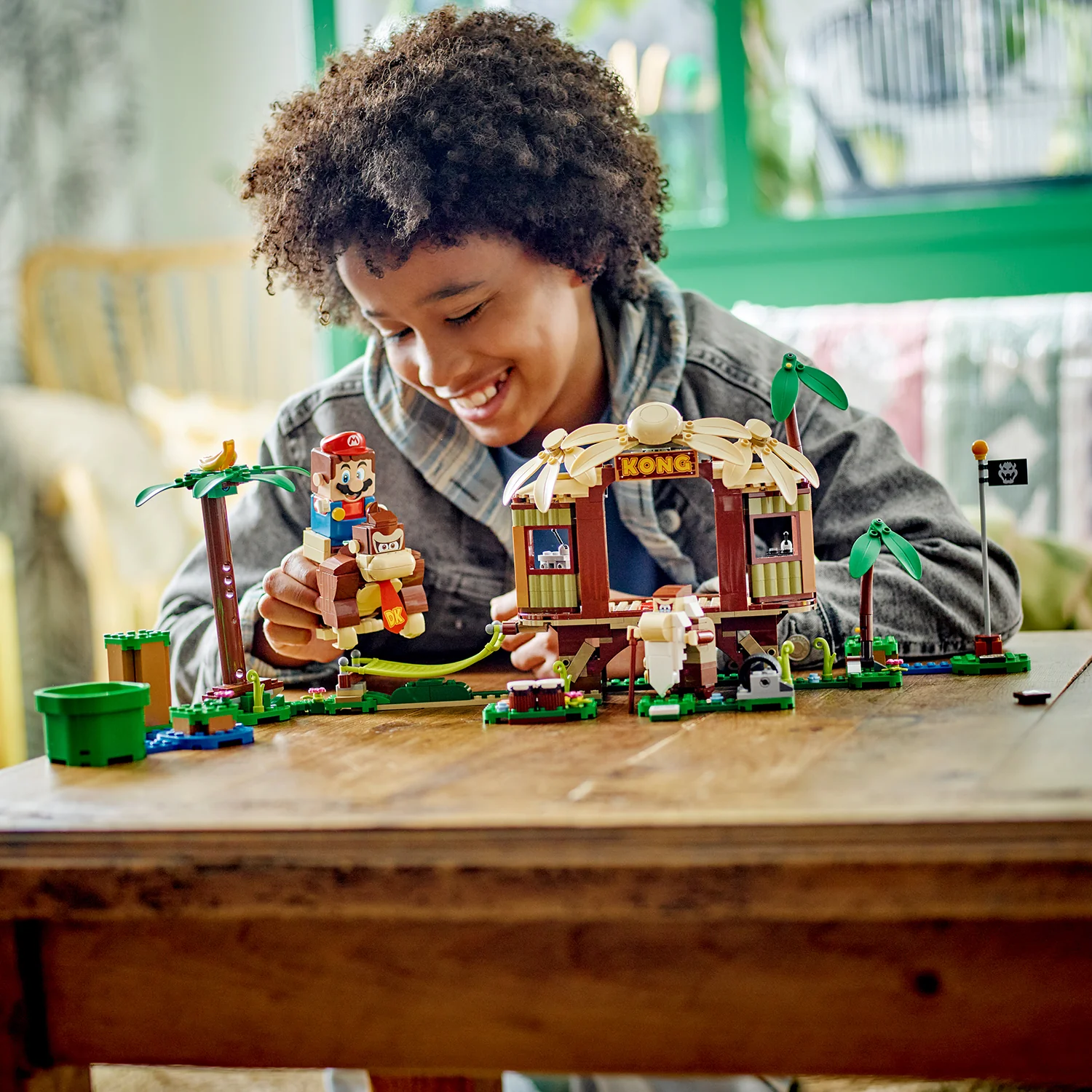 LEGO® Super Mario™ Donkey Kong’s Tree House Expansion Set - Image 5