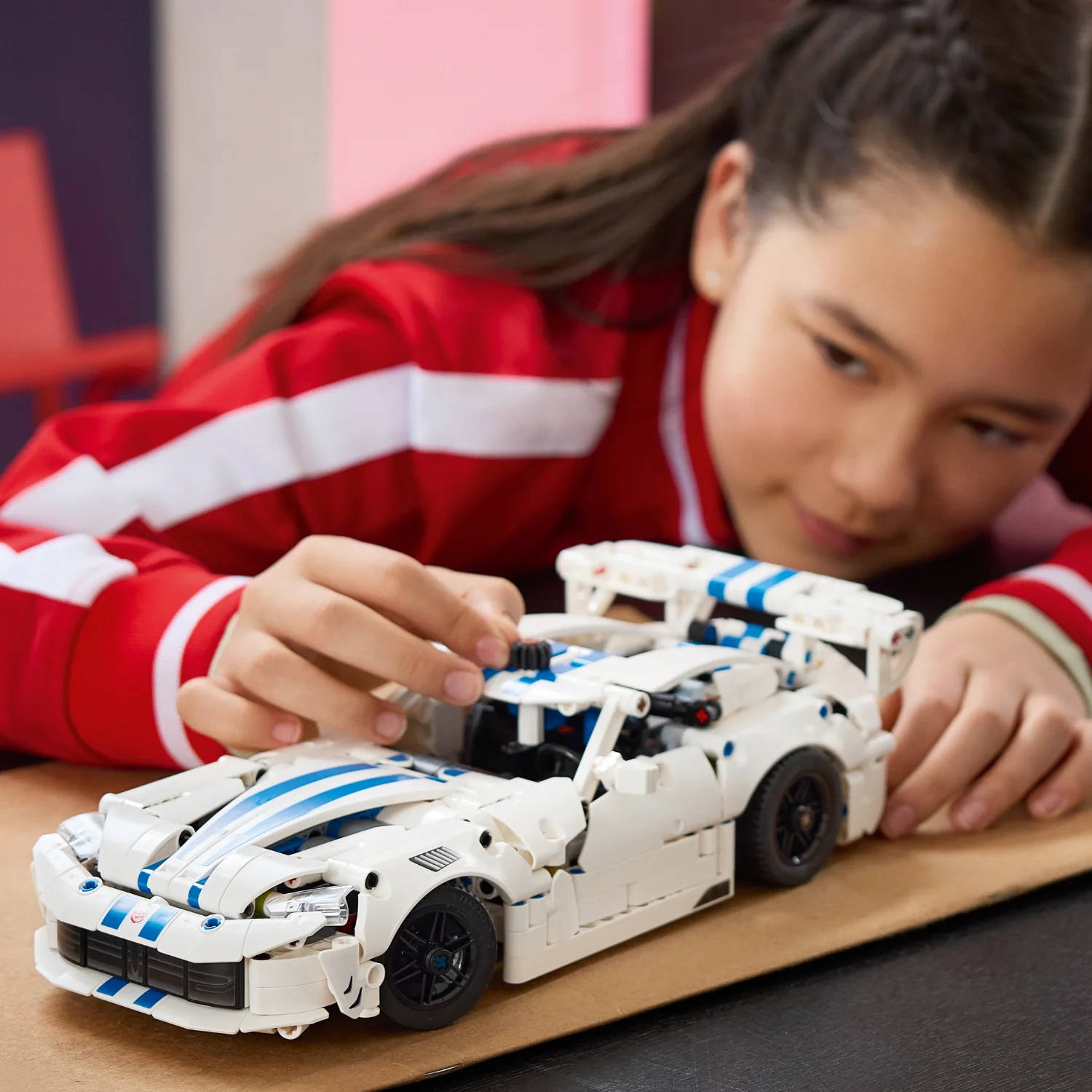 LEGO® Technic™ Dodge Viper GTS-R Sports Car - Image 4