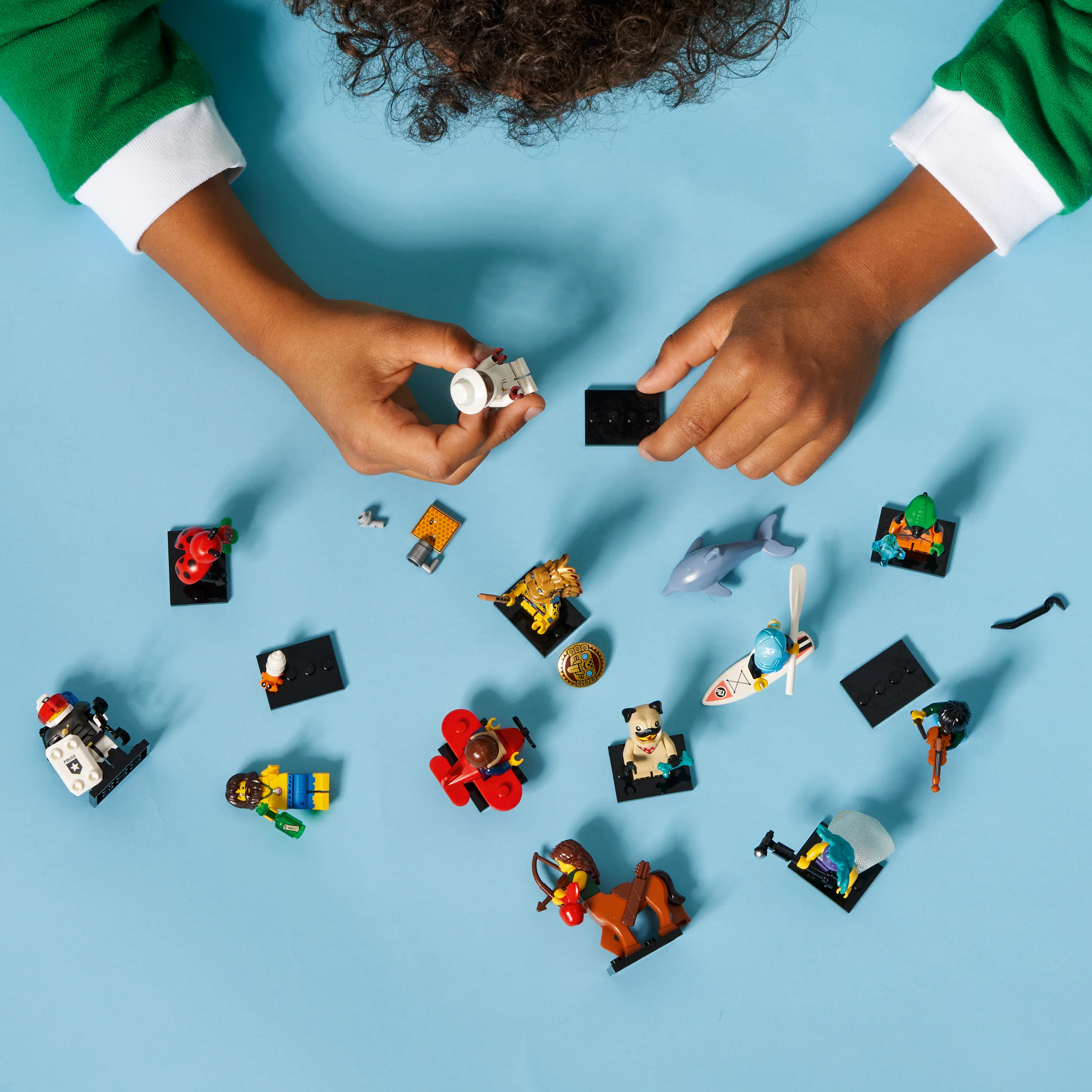 LEGO® Minifigures Series 21 - Image 3