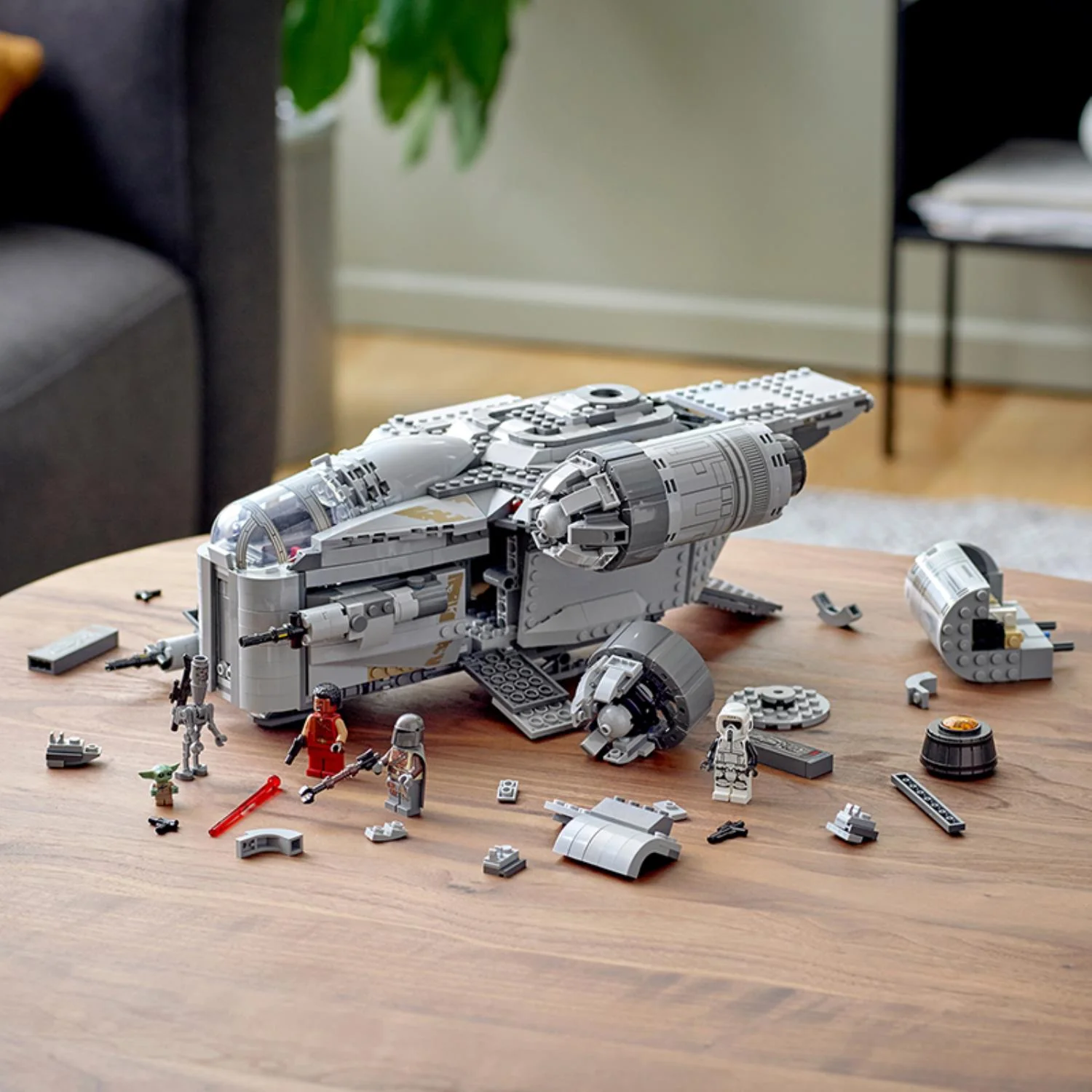 LEGO® Star Wars™ The Razor Crest™ - Image 27