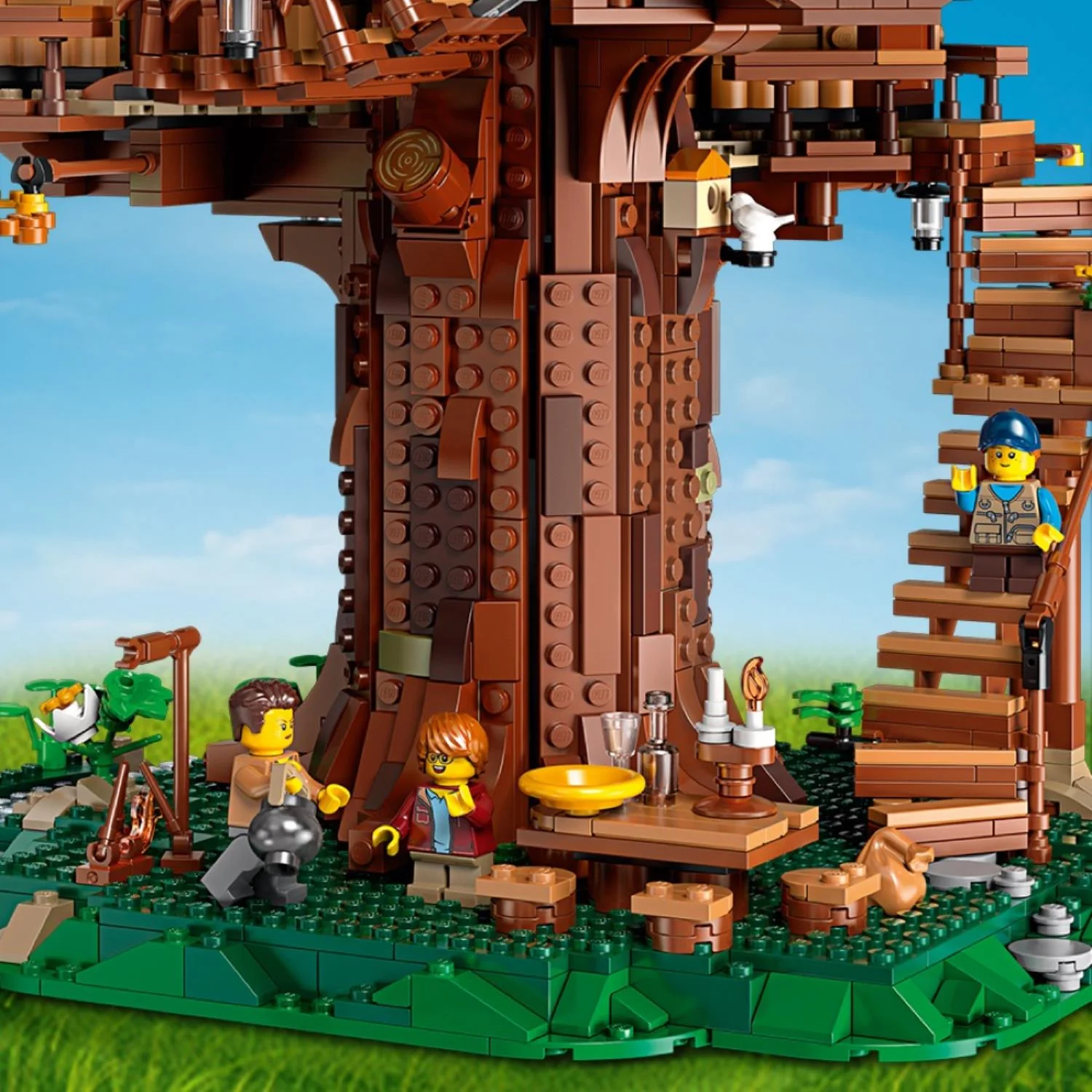 LEGO® Ideas Tree House - Image 11