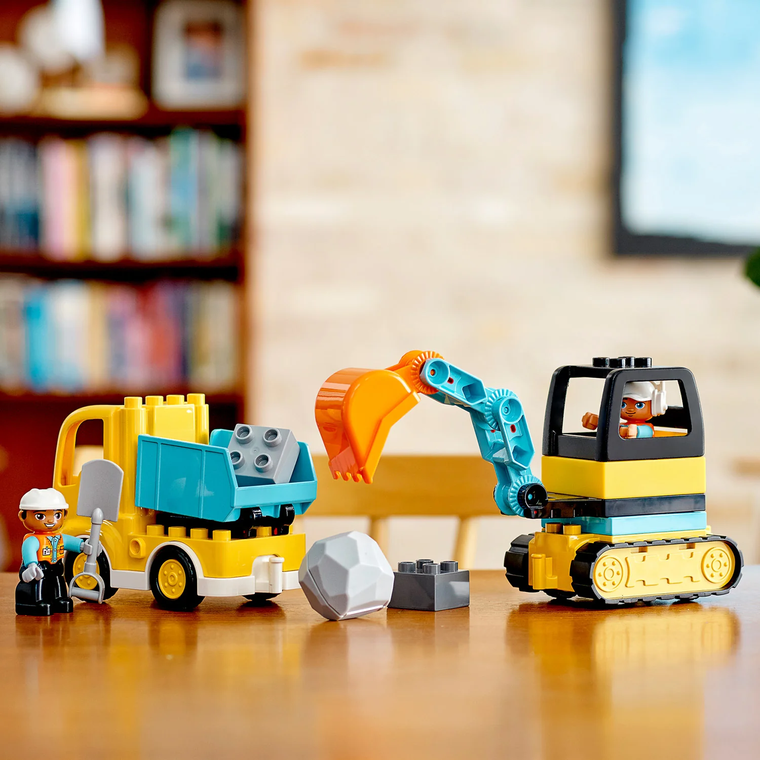 LEGO® DUPLO™ Truck & Tracked Excavator - Image 5