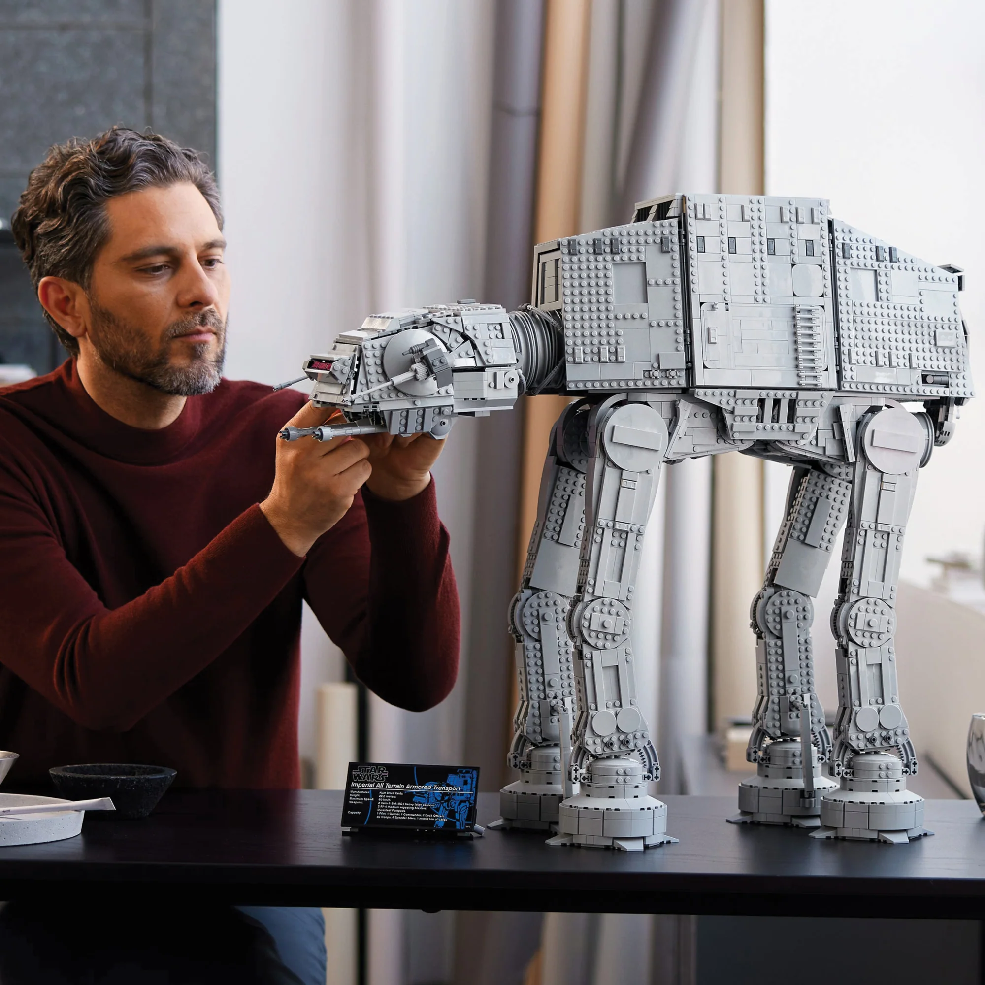 LEGO® Star Wars™ AT-AT™ - Image 33